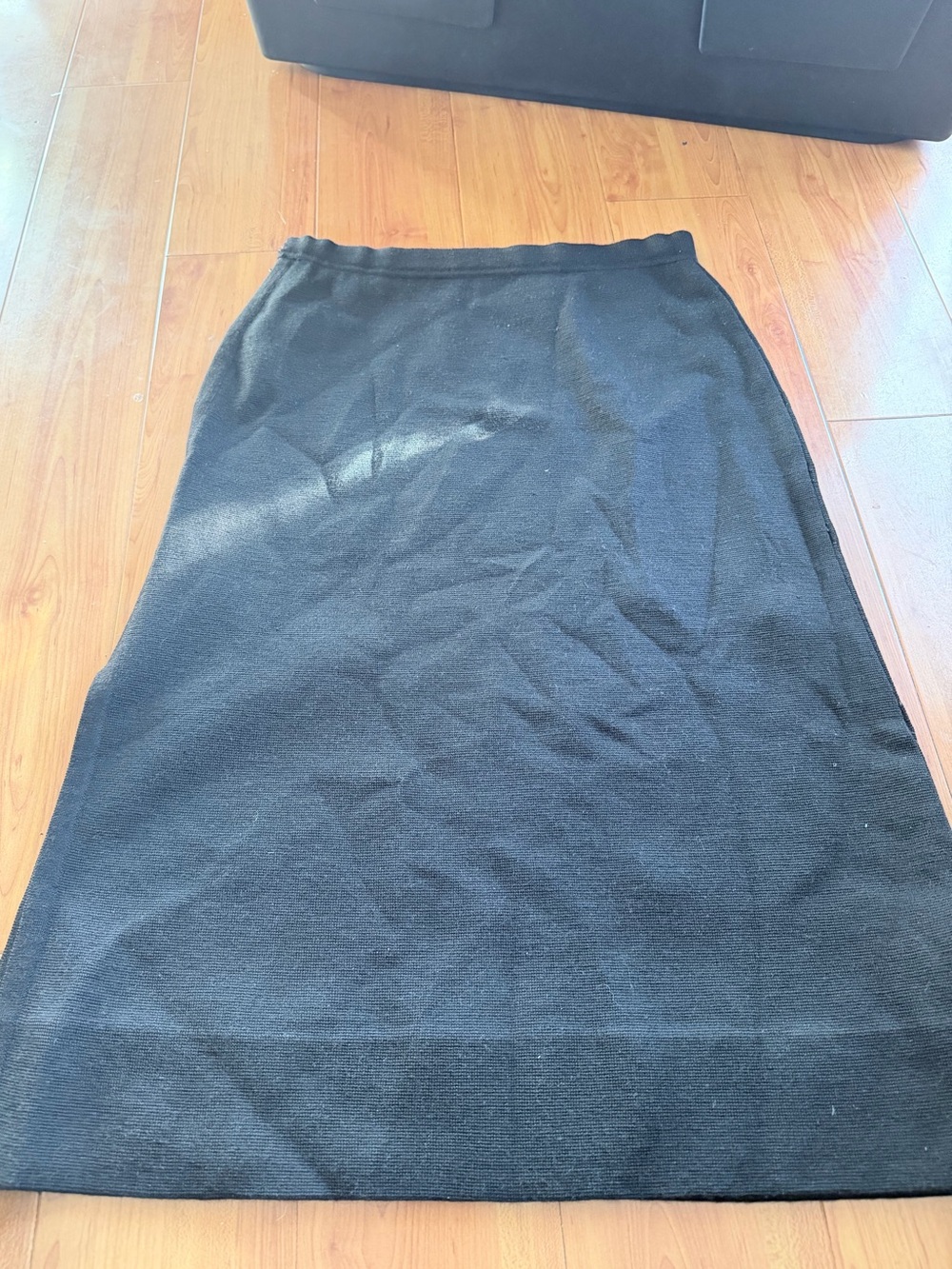 Vintage Cadillac 100% virgin wool  Midi Knit Skirt — Everyday Versatile Staple
